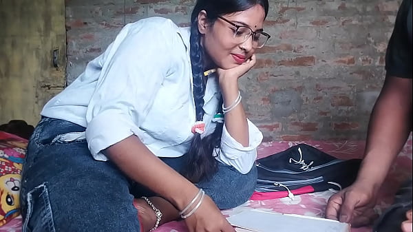 Scorching Indian college lady fucking Video